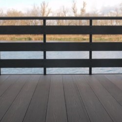 Причал на воде из ДПК UnoDeck